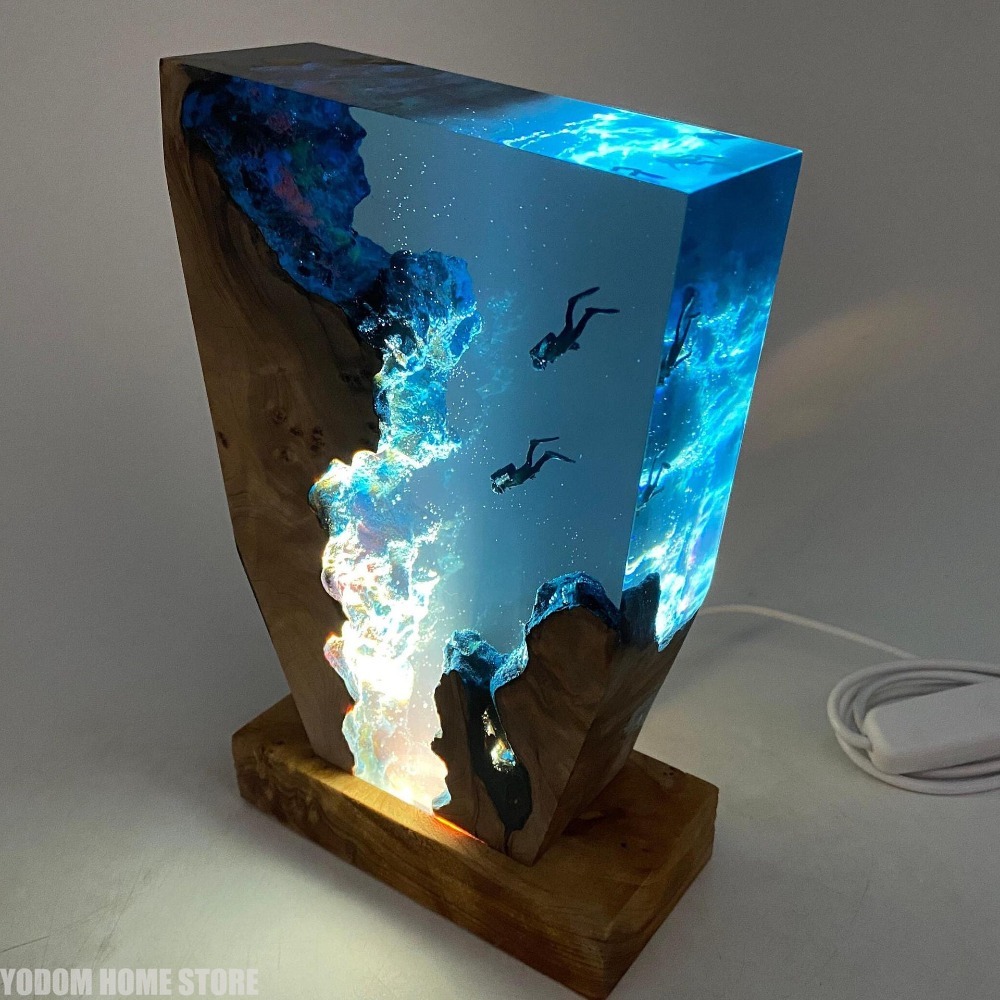 Resin Art World - 新しい海底世界生物樹脂テーブルライト創造的なアート装飾ランプダイビング洞窟探検テーマナイトライトUSB充電