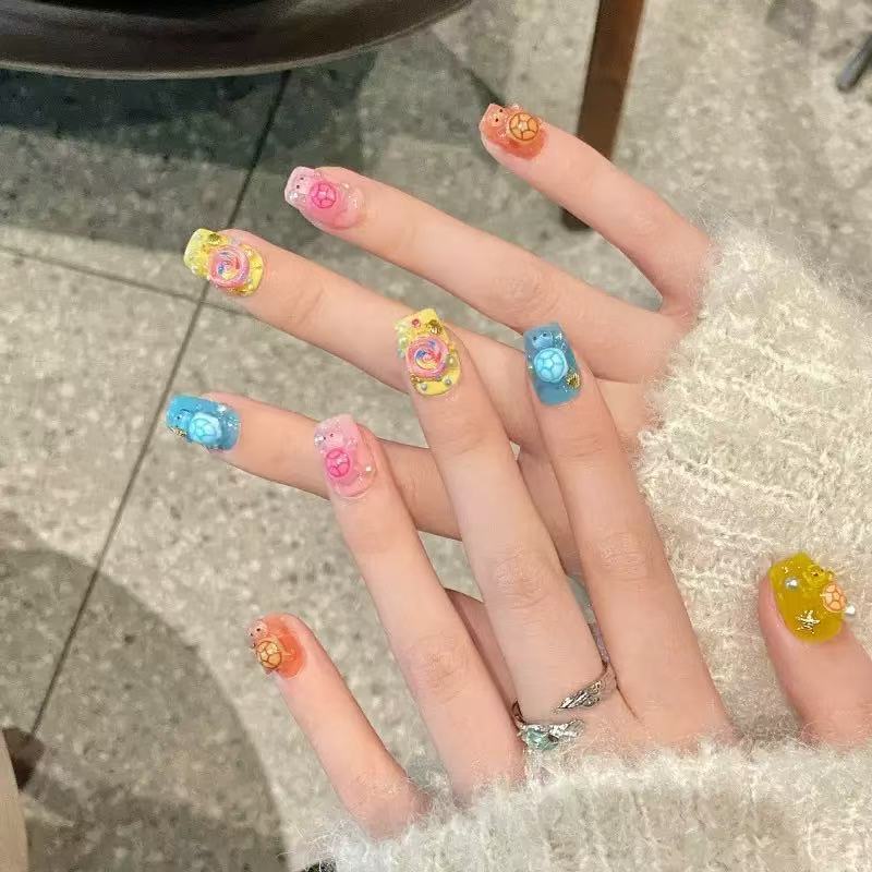 Resin Art Diy - 100個のミニカラフルタートルレジンチャーム、フラットバックカボション、かわいいDIYスマホケースサイドデコレーション、ネイルアート、手作りクラフトアクセサリー