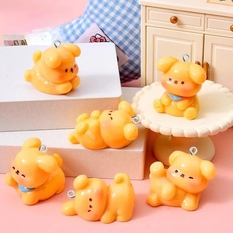 Resin Art Kits For Adults - 10 個かわいい漫画犬アクリル樹脂チャームミニペンダント DIY ジュエリー作りブレスレットネックレスイヤリングキーホルダーバッグ装飾用