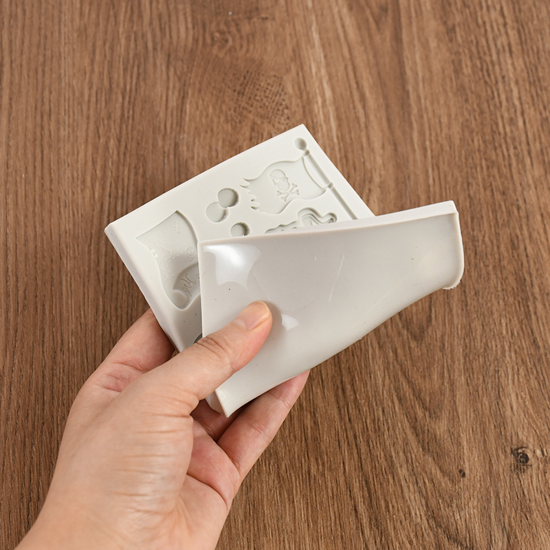 海賊の頭蓋骨の形をしたシリコンチョコレート型,日曜大工のフォ - Silicone Mold Ocean のレビューと価格