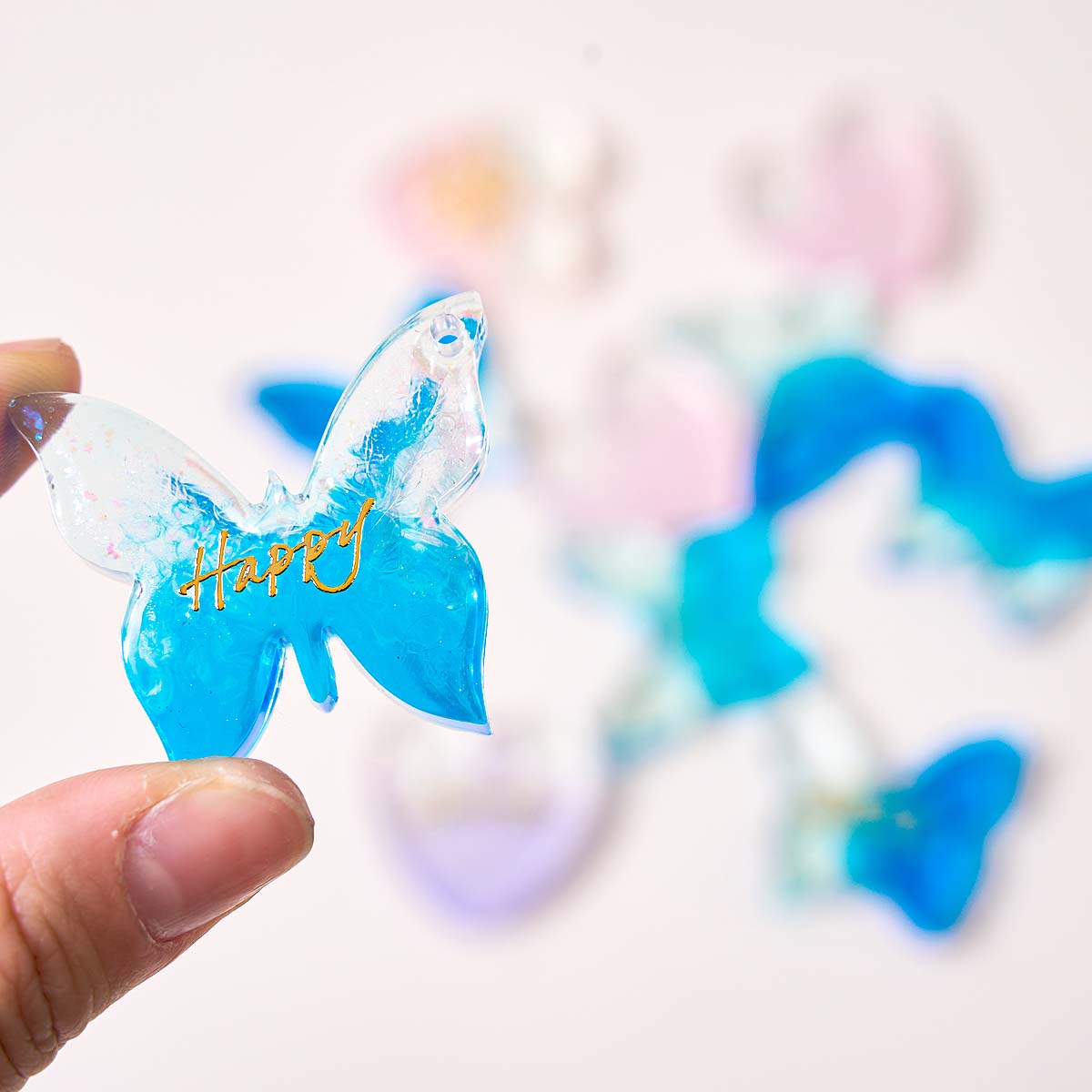6穴付きイヤリングシリコンモールドDIYハート蝶形エポキシ樹 - Resin Art Kit With Molds のレビューと価格