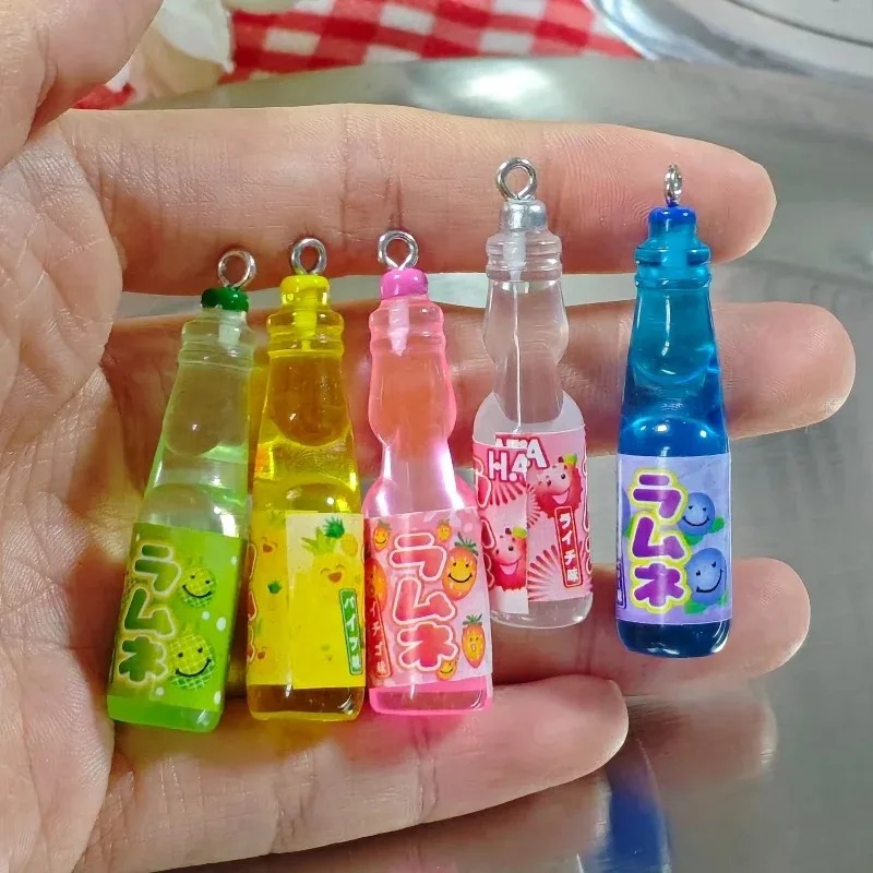 10個入り 小さなソーダボトル レジンチャーム 可愛い飲料ボ - Resin Art Kits For Adults のレビューと価格